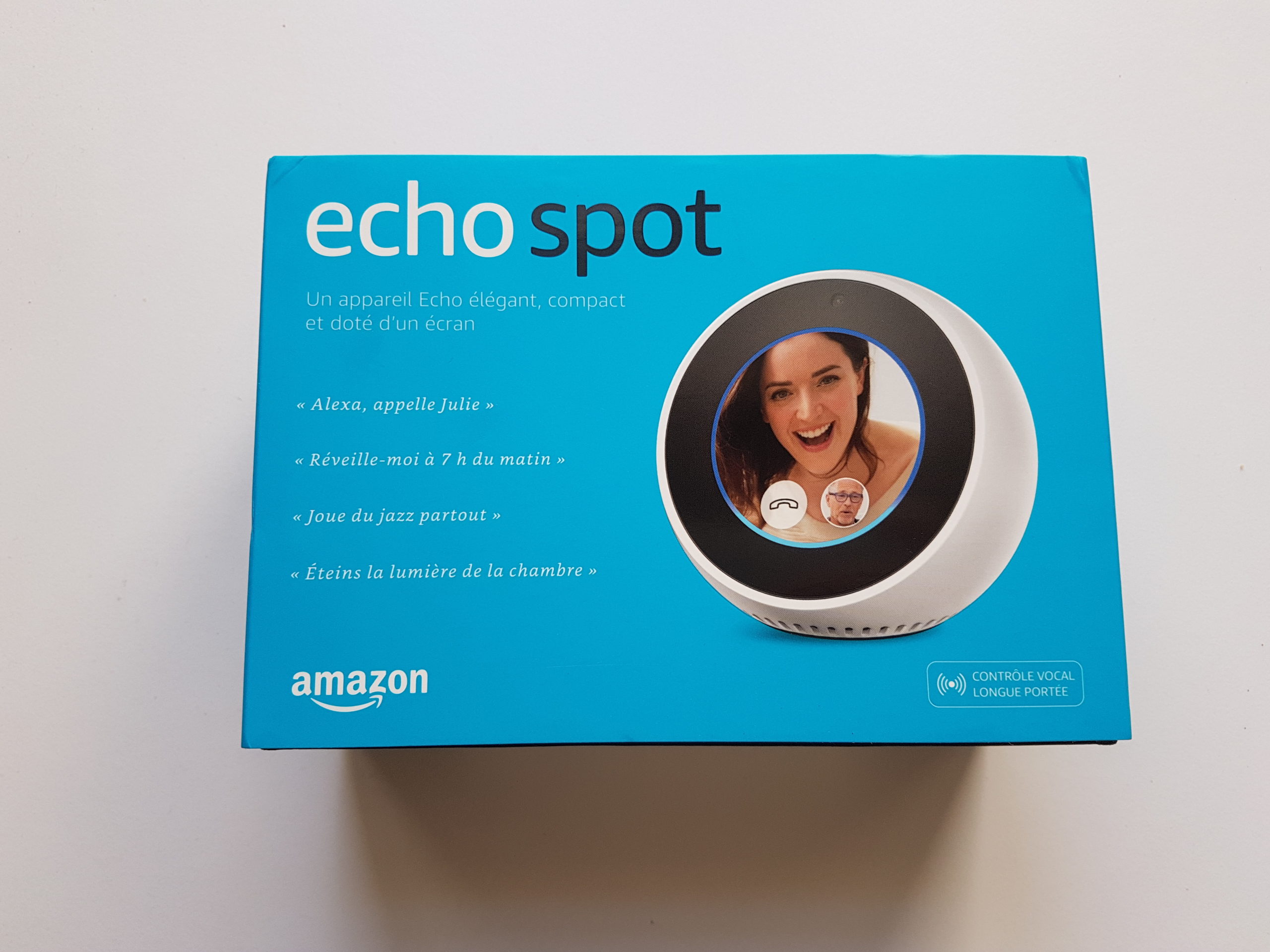 Test  Echo Spot : t'as de beaux yeux, tu sais… – Les Alexiens