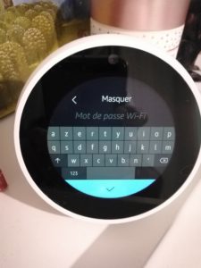 Entrer mot de passe pour Echo Spot d'Amazon