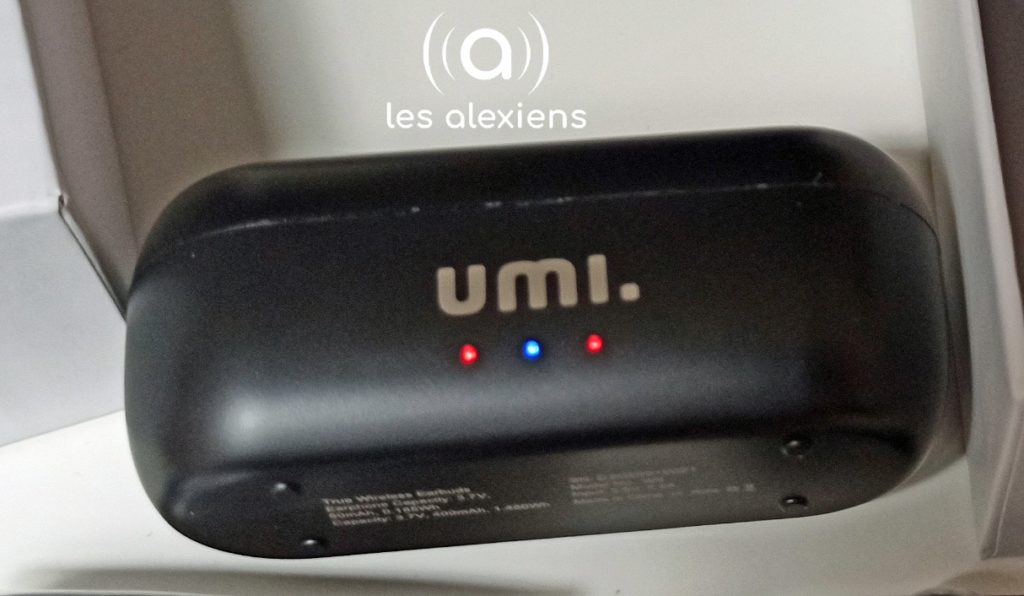 Etui de charge Umi. W8