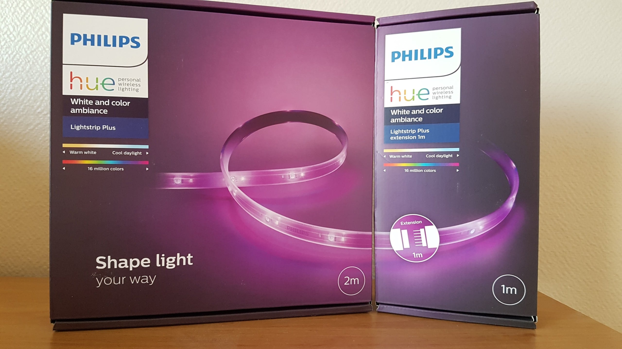 Philips Hue Lightstrip Plus : présentation et installation du