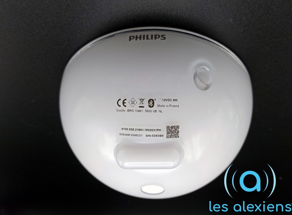 Vue arrière de la Philips Hue Go