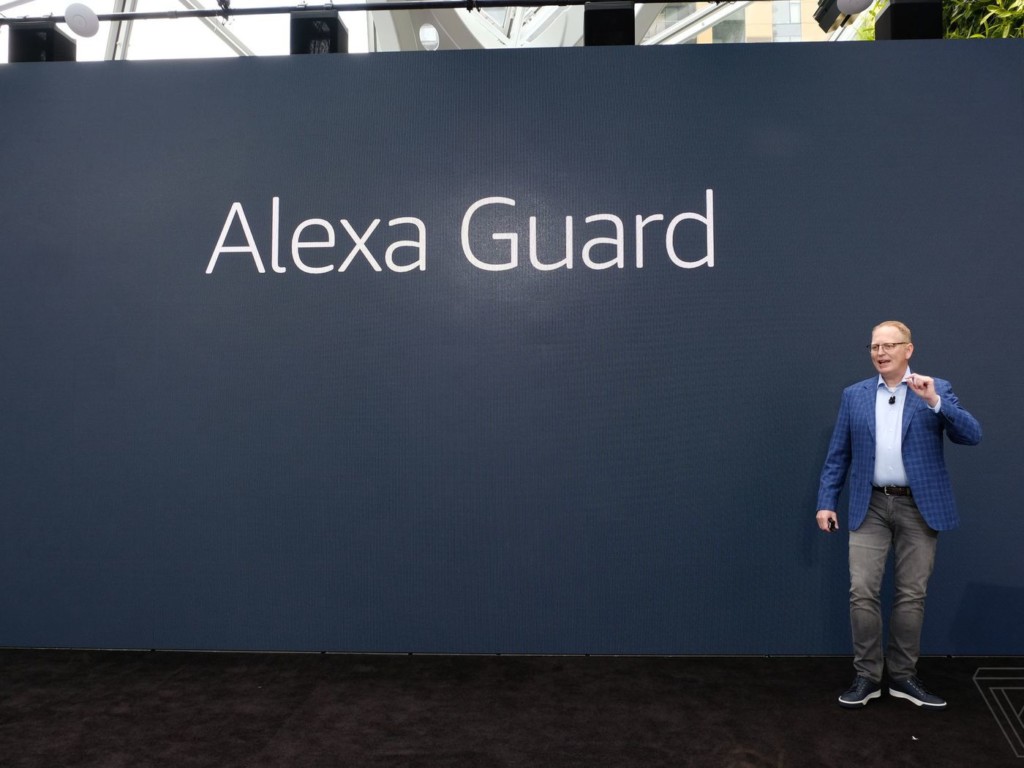 Présentation d'Alexa Guard : bientôt en France !