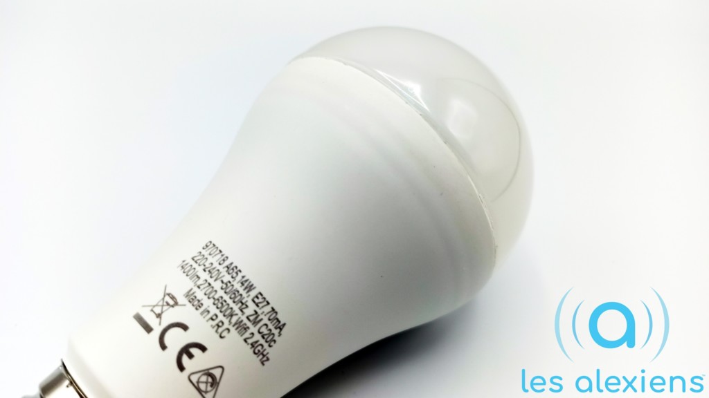 Ampoule LSC avec l'assistant Google Home