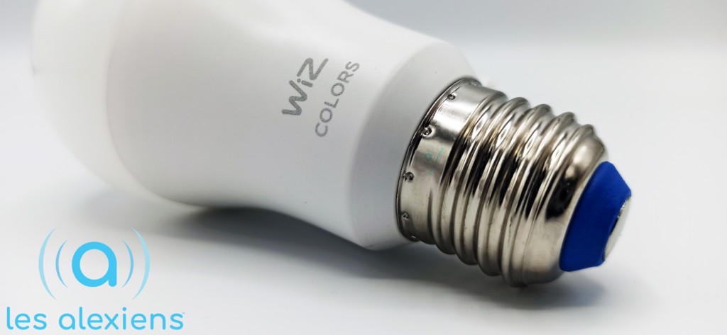 Test WiZ Colors E27 A60 : l'ampoule connectée qui se la joue Philips Hue,  mais en Wi-Fi