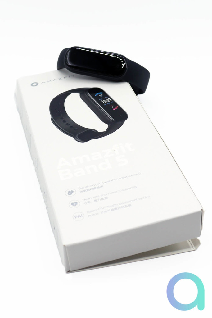 Unboxing du Amazfit Band 5