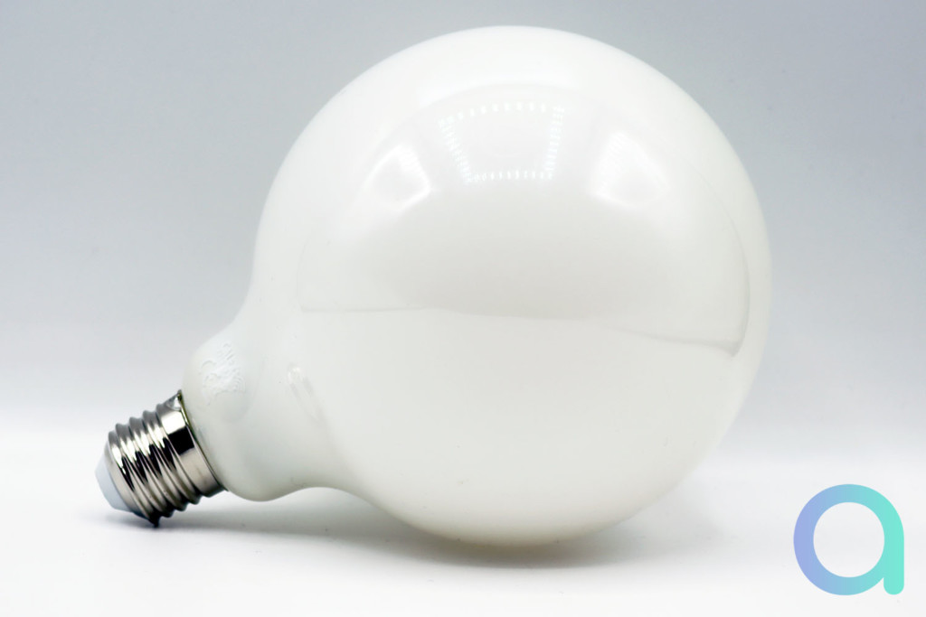 Test et avis sur l'ampoule Calex Smart Globe Lamp