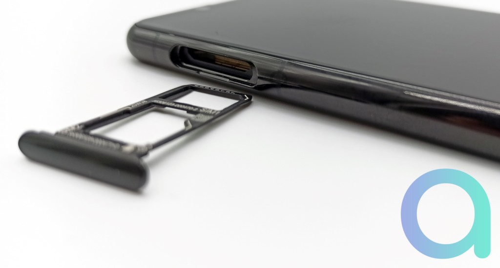 Compartiment double SIM Hybride