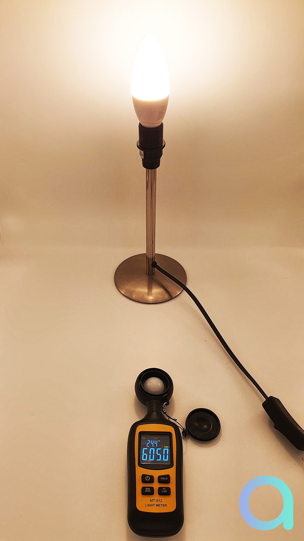 Test Livarno Lux E14 : l'ampoule ZigBee de Lidl – Les Alexiens