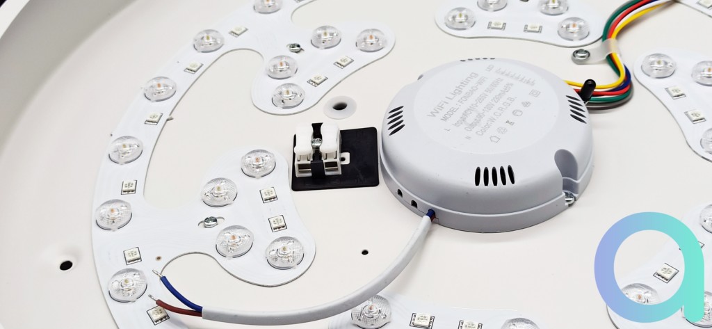 Bloc alimentation avec domino et LED du plafonnier connecté AQOTER
