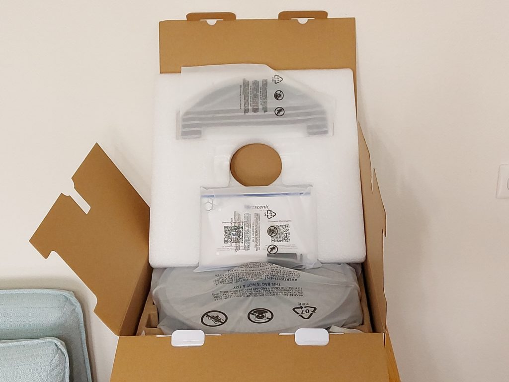 Contenu du carton de l'aspirateur M8 Pro de Proscenic