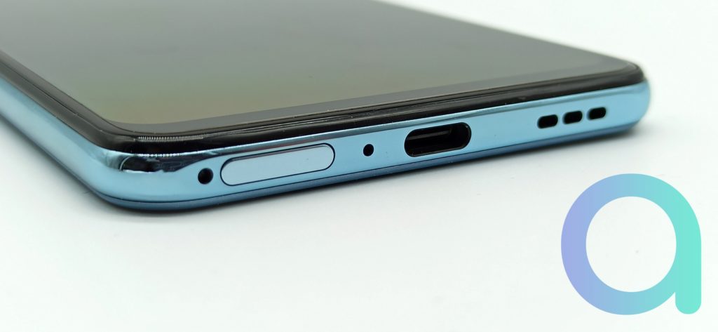 Prise USB-C à défaut de prise Jack 3.5 sur le smartphone OPPO Reno4