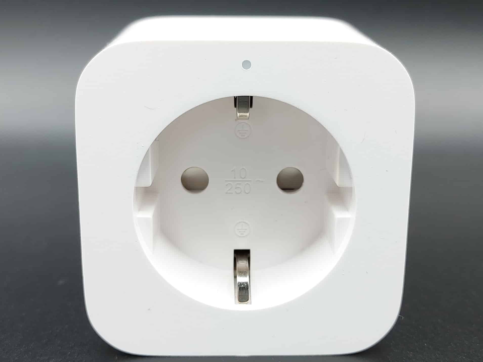 Xiaomi Aqara Smart Plug - Prise connectée ZigBee 2300W avec mesure de  consommation 