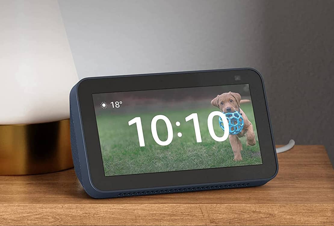 Ce kit connecté ( Echo Show + thermostat + prises) est soldé à -30 %