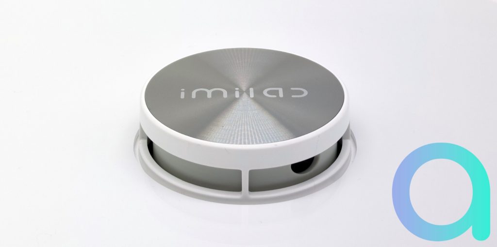 Le LiDAR de l'aspirateur robot V1 porte la griffe de la marque : Imilab