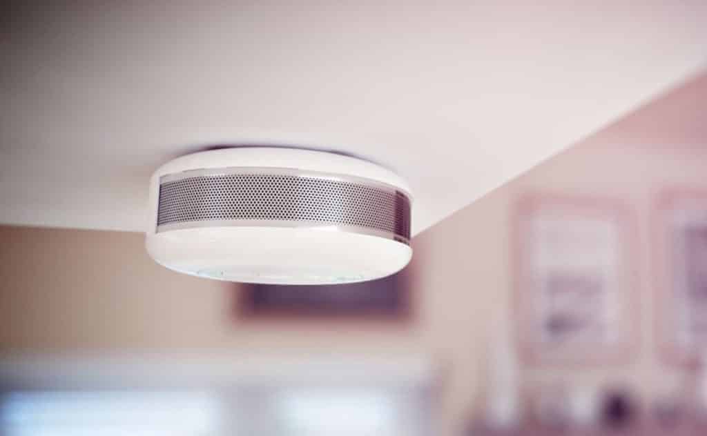 Comment installer un détecteur de fumée Fibaro