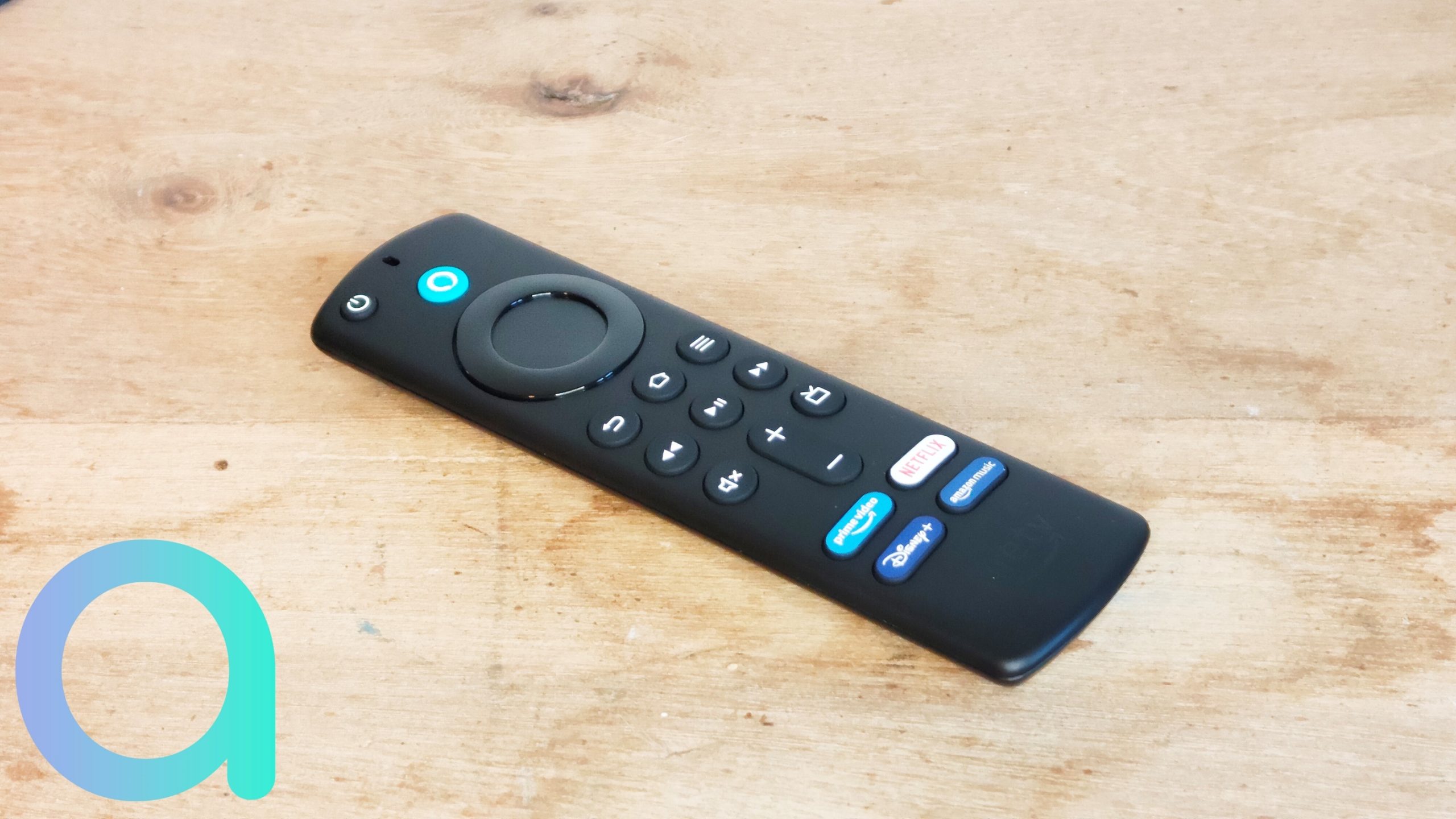 Test Fire TV Stick (avec Alexa) : la clé HDMI pour le streaming, by