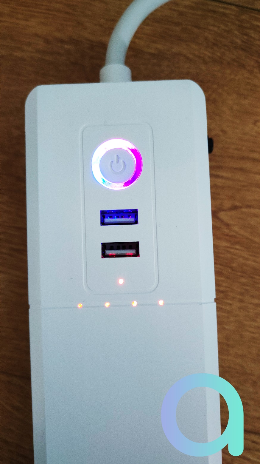 Test LELLKI : une multiprise ZigBee compatible Philips Hue – Les Alexiens