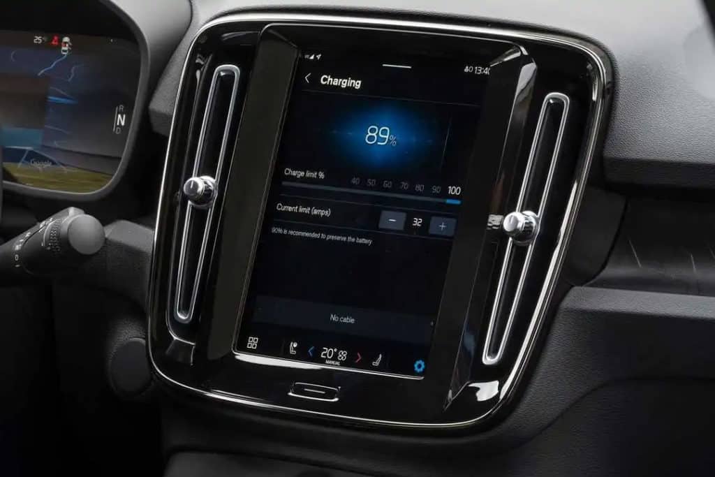 Google annonce son partenariat avec Volvo pour Android Automotive