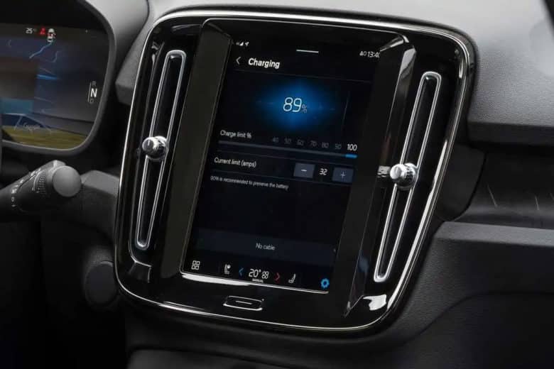 Google annonce son partenariat avec Volvo pour Android Automotive