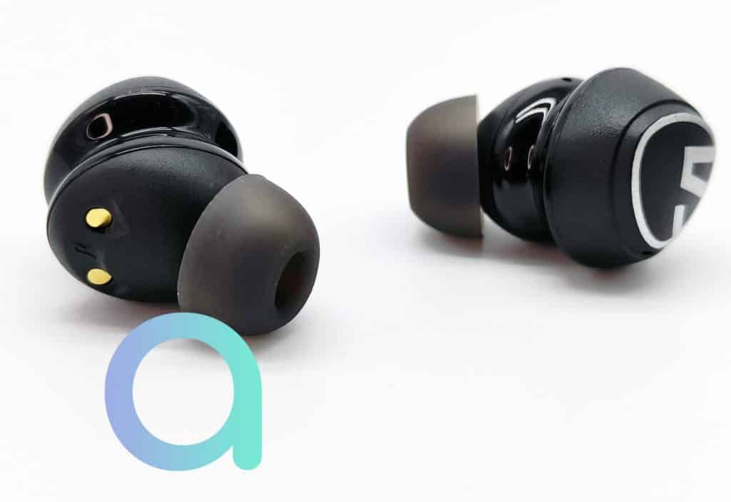 Les Soundpeats Mini Pro ne font que 3cm et ne pèse que 5g