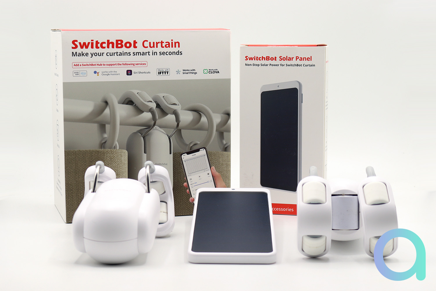 Test des SwitchBot Curtain 2 avec panneau solaire – Les Alexiens