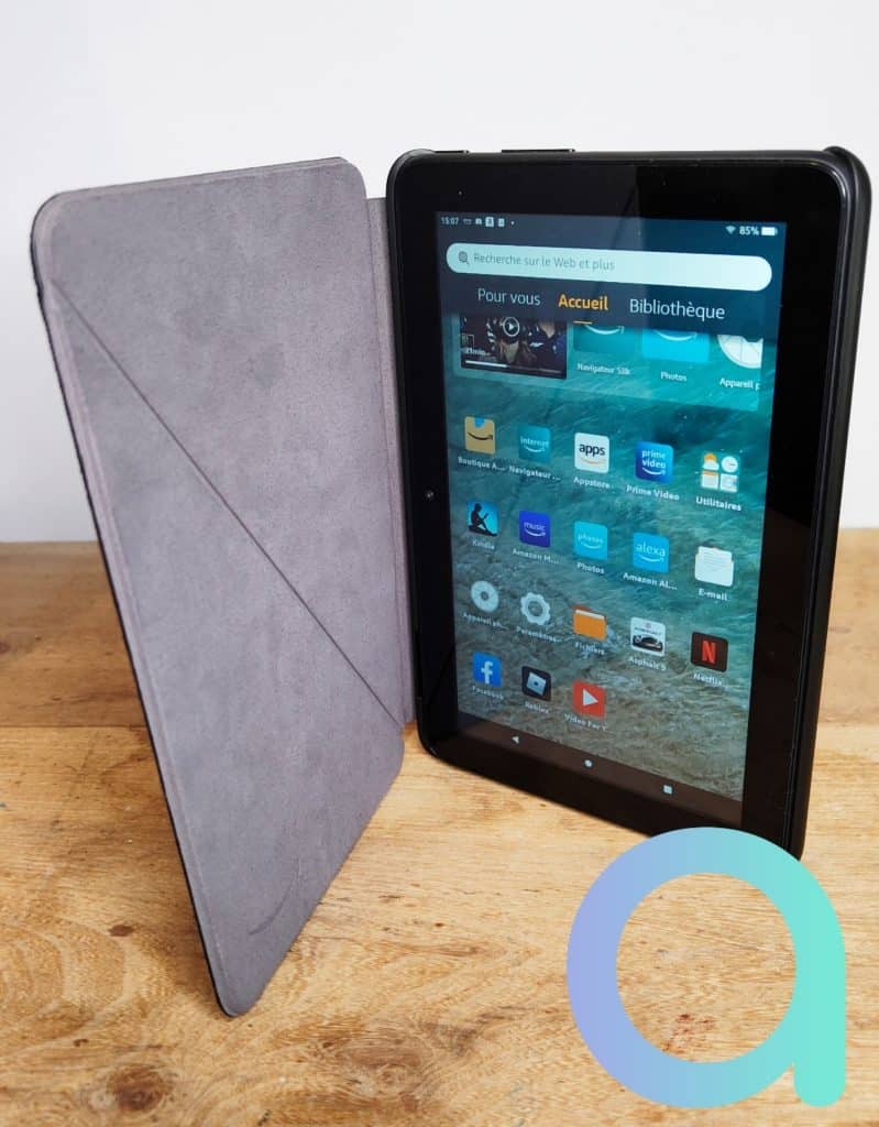 Pour la protection de sa tablette Fire 7 Amazon propose, en option, un étui de protection décliné en 3 versions