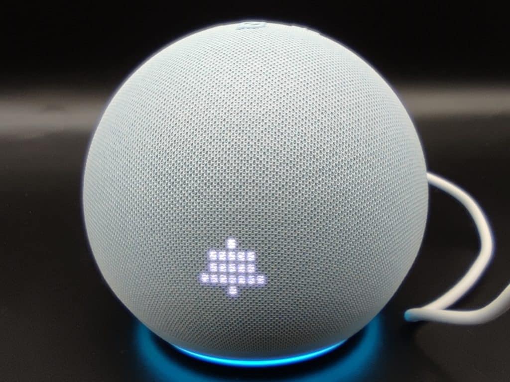 Test Echo Dot 5 avec horloge, la petite enceinte Alexa qui a tout d'une  grande – Les Alexiens