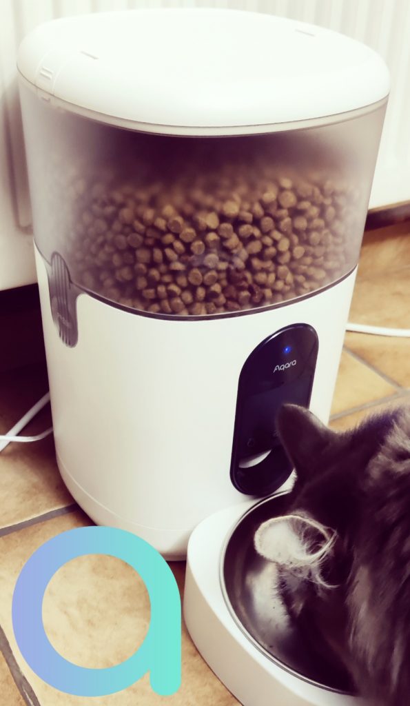 Le Aqara Smart Pet Feeder C1 testé et approuvé par Runa