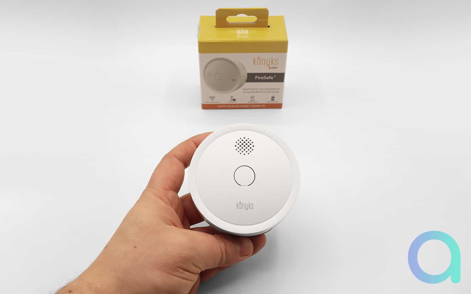 Détecteur de fumée connecté Wi-FI, Konyks Firesafe 2, Notifications en  Temps réel sur Smartphone, 5 Ans d'autonomie, Scénarios, Pas de Hub  nécessaire