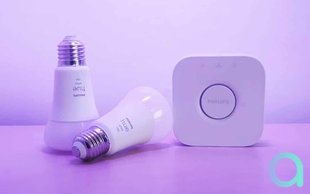 Un kit de démarrage Philips Hue Bridge compatible Matter