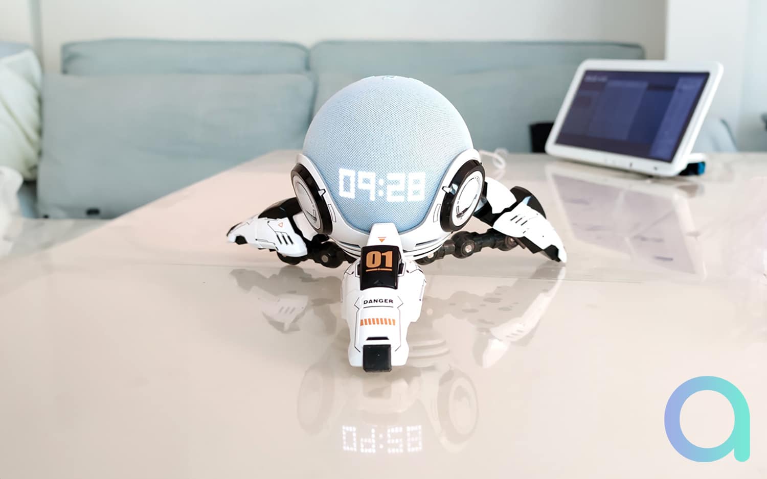 Madatop Support Echo Dot(4e-5e Génération), Compatible avec HomePod Mini  Stand, Forme de Robot Support de Haut-Parleur de Bureau2 - Cdiscount Sport