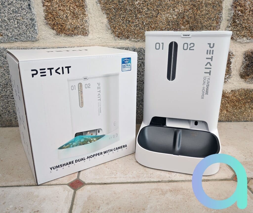 Avec un poids relativement correct, PetKit présente son distributeur Yum Share Dual Hopper