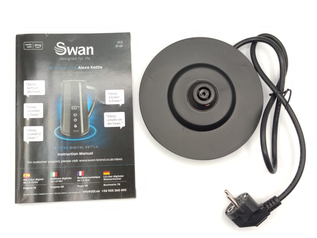 Un guide d'utilisation accompagne la bouilloire Swan