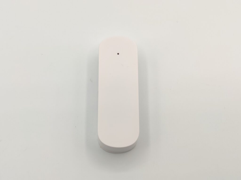 Le capteur de vibration Moes est un petit dispositif