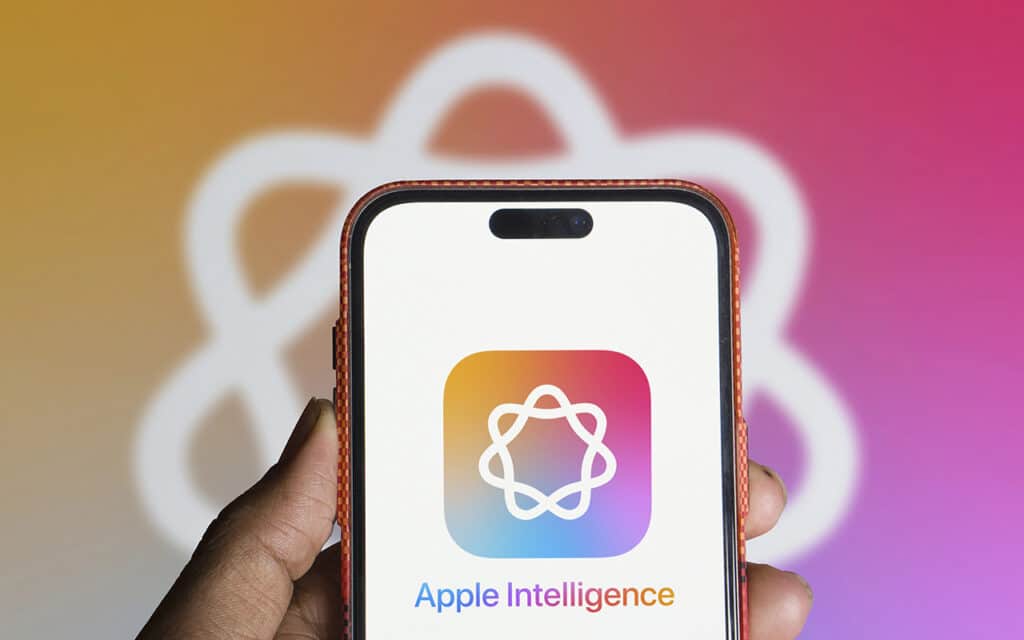 Apple Intelligence et le nouveau Siri arrivent début avril en France