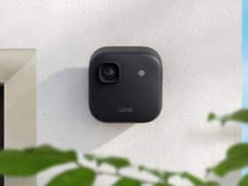 La Blink Outdoor 2K+ offre une caméra extérieure sans fil avec une meilleure résolution et un zoom numérique 4x.